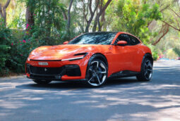 Ferrari Purosangue 2024