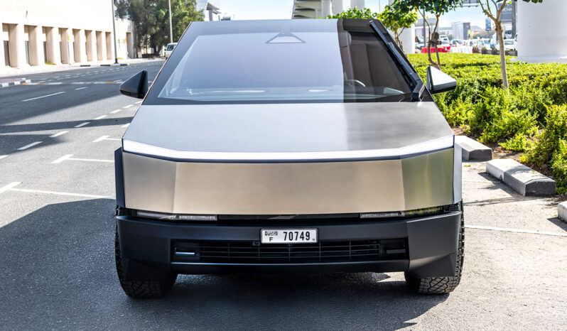 
								Tesla Cybertruck 2024 full									