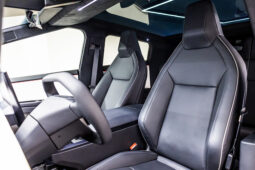 
										Tesla Cybertruck 2024 full									