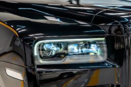 
										Rolls-Royce Cullinan Black Badge 2024 full									