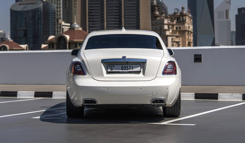 
								Rolls-Royce Ghost Silver Badge 2023 full									