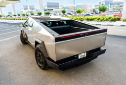 
										Tesla Cybertruck 2024 full									