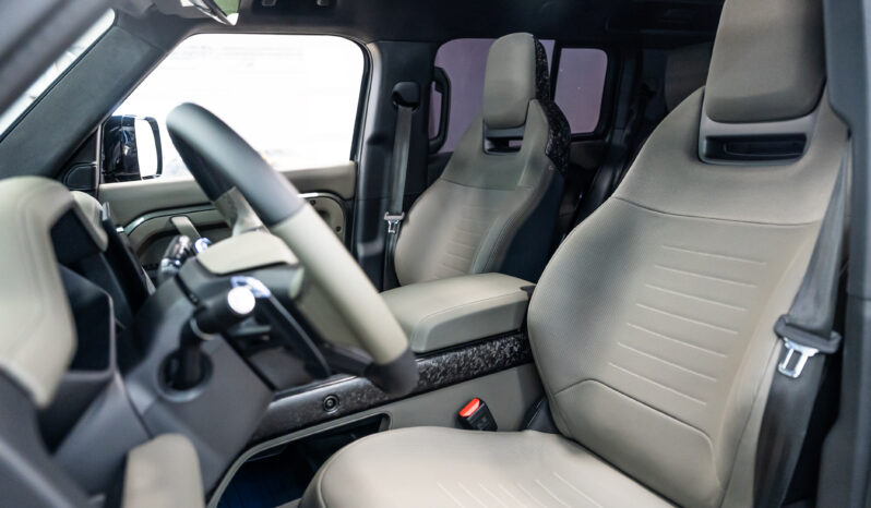 
								Defender Octa 2025 full									