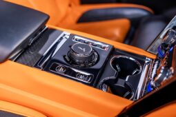 
										Rolls-Royce Cullinan Black Badge 2024 full									