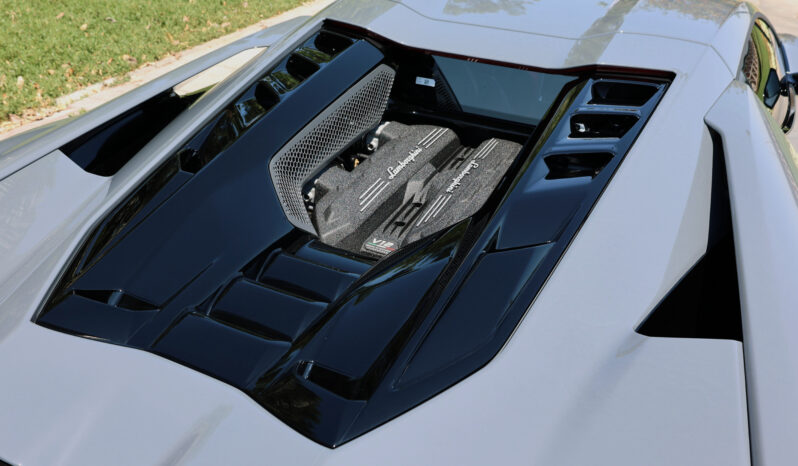 
								Lamborghini Revuelto 2024 full									