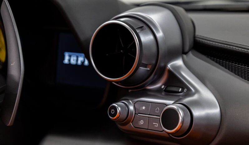 
								Ferrari F8 Spider 2023 full									