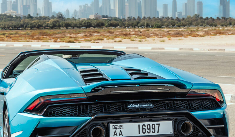 
								Lamborghini Huracan EVO Spyder 2024 full									