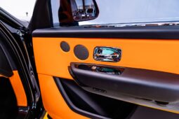 
										Rolls-Royce Cullinan Black Badge 2024 full									