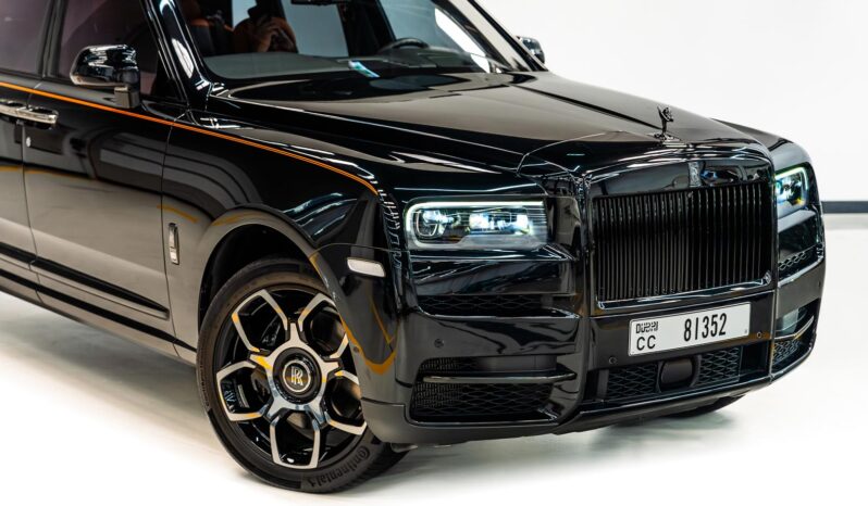 
								Rolls-Royce Cullinan Black Badge 2024 full									