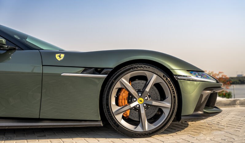 
								Ferrari 12Cilindri 2025 full									