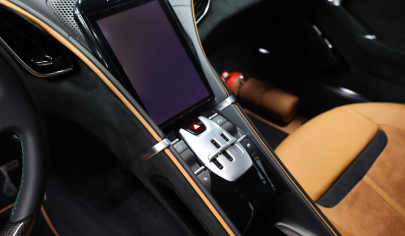 
								Ferrari Roma Spider 2025 full									