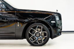 
										Rolls-Royce Cullinan Black Badge 2024 full									