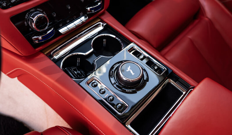 
								Rolls-Royce Ghost Silver Badge 2023 full									