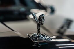 
										Rolls-Royce Cullinan Black Badge 2024 full									