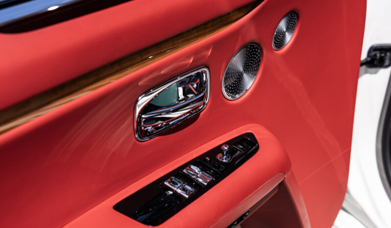 
								Rolls-Royce Ghost Silver Badge 2023 full									