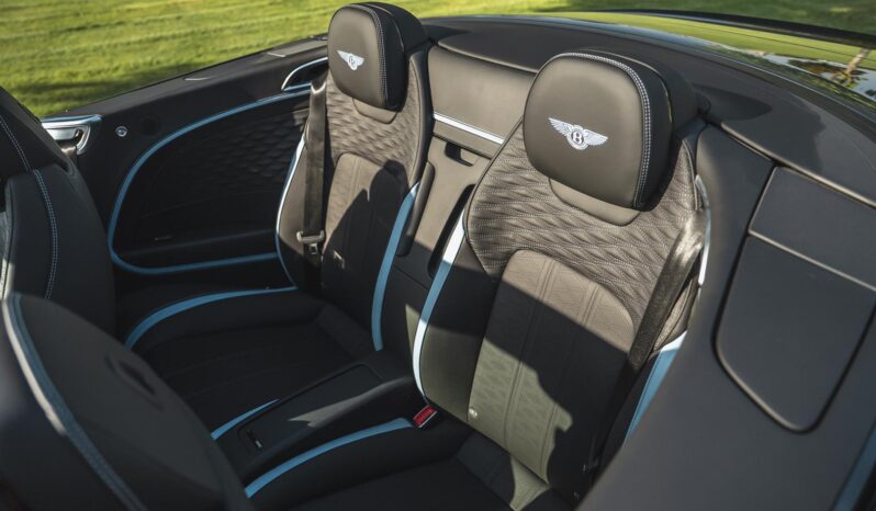 
								Bentley Continental GTC 2025 full									