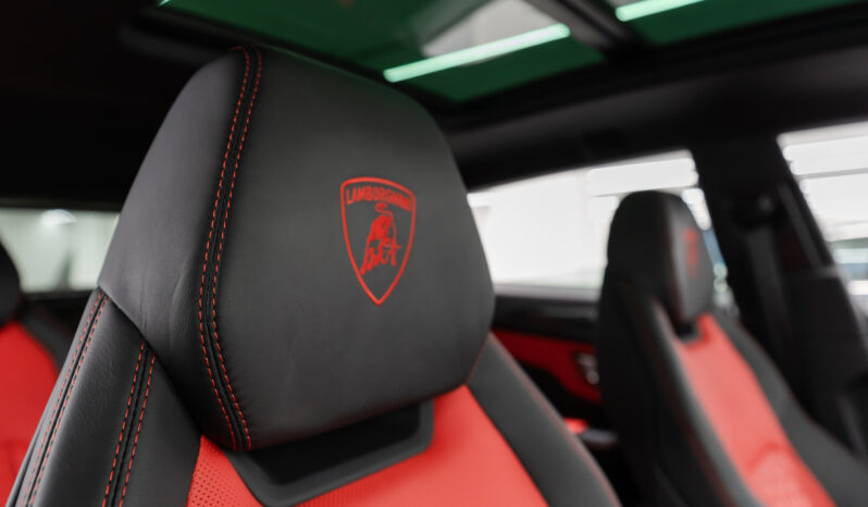 
								Lamborghini Urus 2022 full									