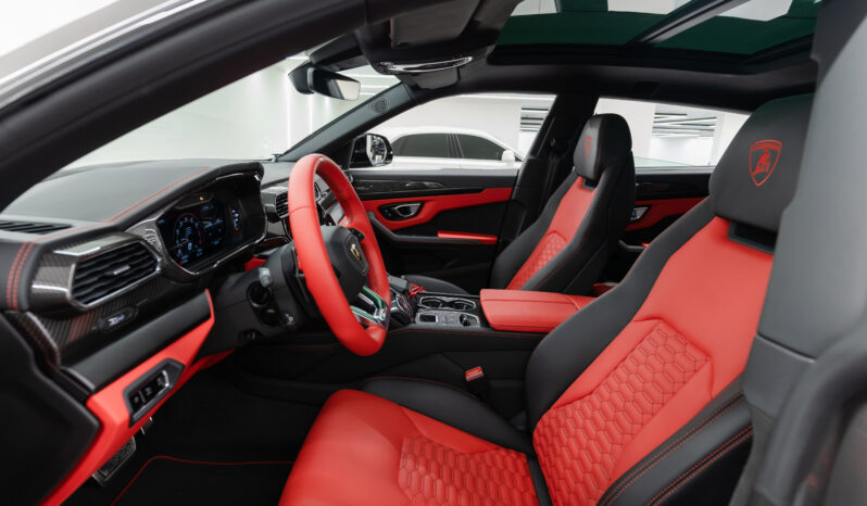 
								Lamborghini Urus 2022 full									