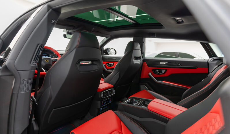 
								Lamborghini Urus 2022 full									