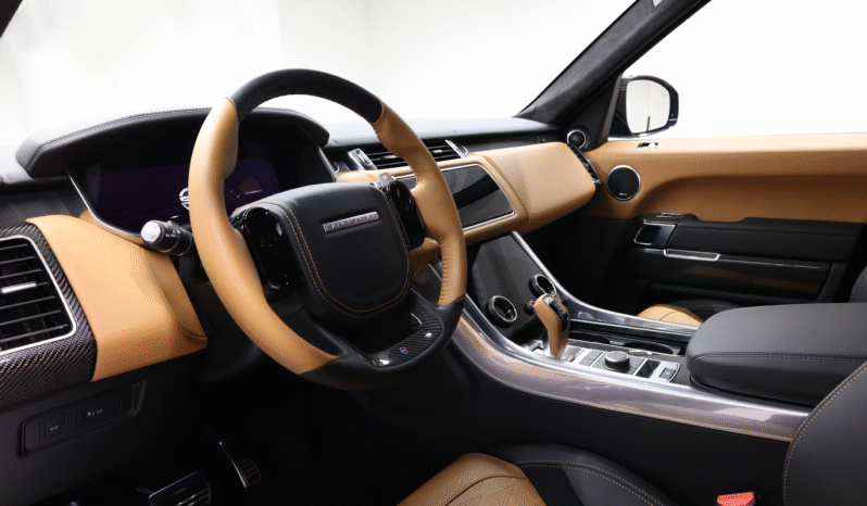 
								Land Rover Range Rover SVR 2023 full									