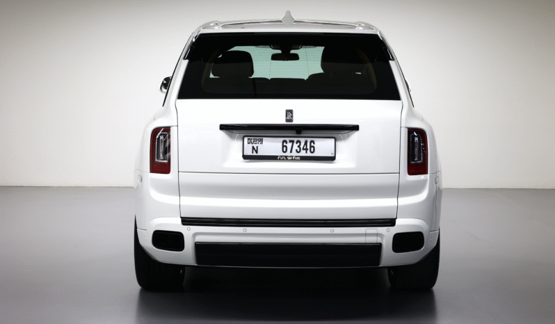
								Rolls-Royce Cullinan White Badge 2022 full									