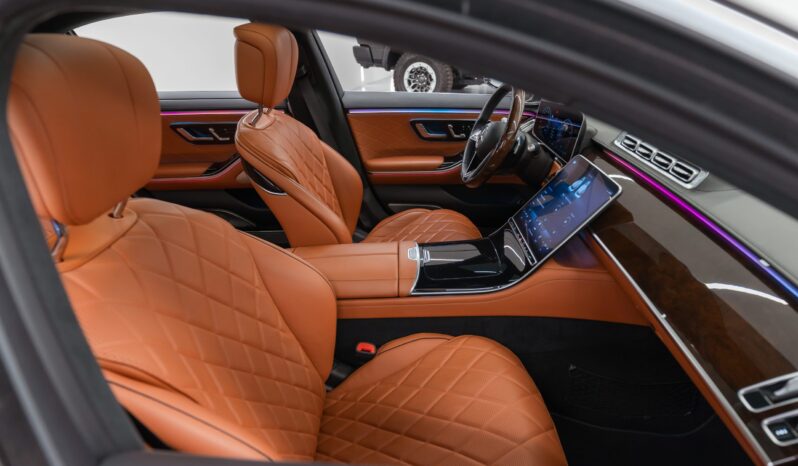 
								Mercedes-Benz S500 full									