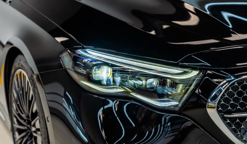 
								Mercedes Benz E300 full									