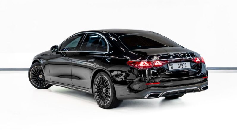 
								Mercedes Benz E300 full									