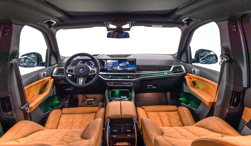 
								BMW X5 40i M Sport full									