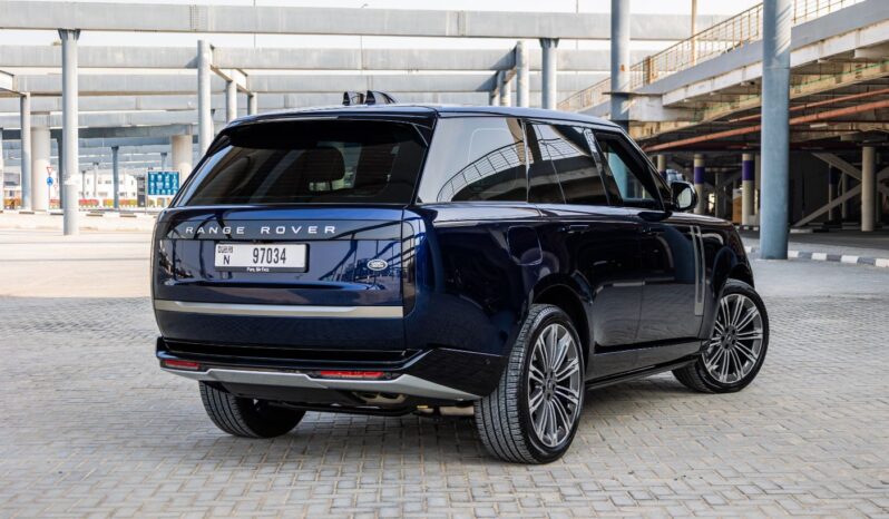 
								Land Rover Range Rover Vogue HSE V8 P530 full									